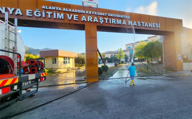 Alanya belediyesi’nden adım adım temizlik