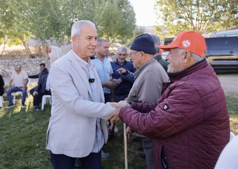 Başkan özçelik batı yaylalarında vatandaşlarla buluştu