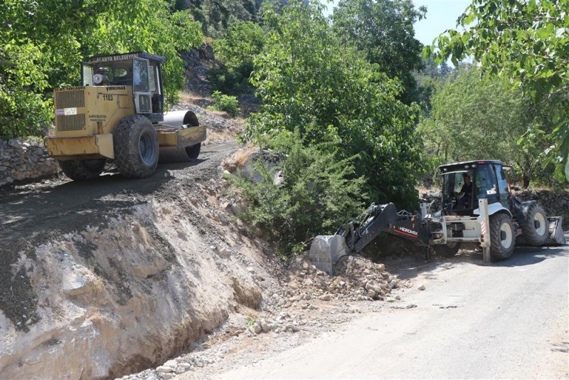 Yürüme engelli torunların yardımına alanya belediyesi koştu