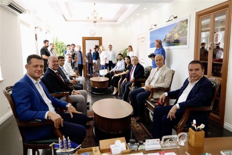 Büyükşehir belediye başkanı böcek’ten alanya’ya ziyaret