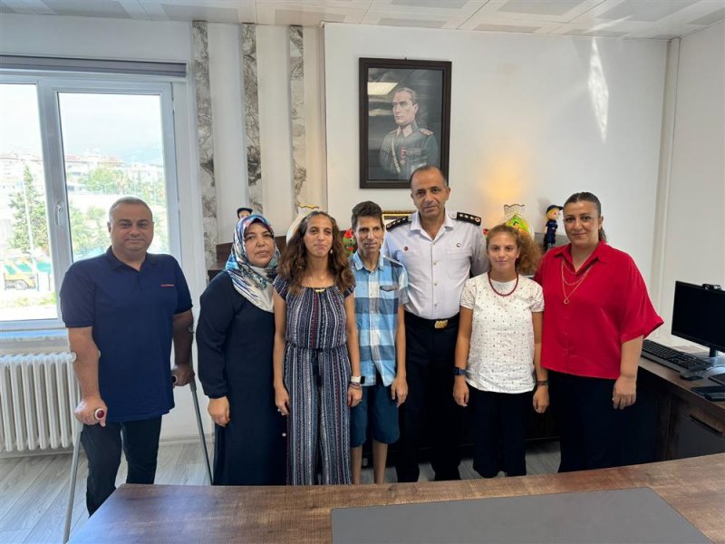 Engelsiz park ve yaşam merkezi’nden jandarmaya ziyaret