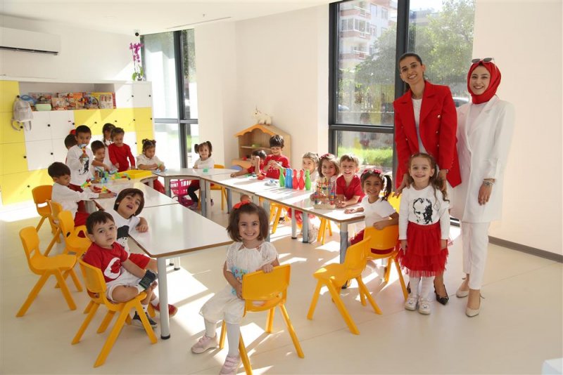 “alanya belediyesi hanife cebeci kreş ve çocuk akademisi ailelerin yükünü hafifletecek”