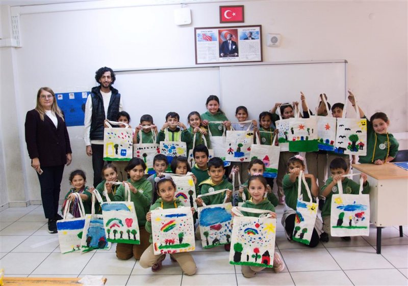 Alanya belediyesi’nin eko okullar projesine türçev'den teşekkür sertifikası