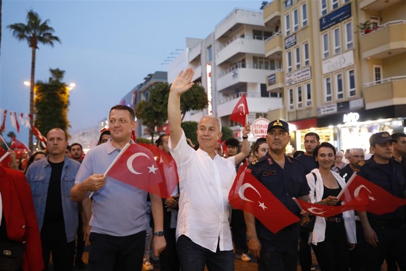 Başkan özçelik: cumhuriyet eşsiz bir mirastır