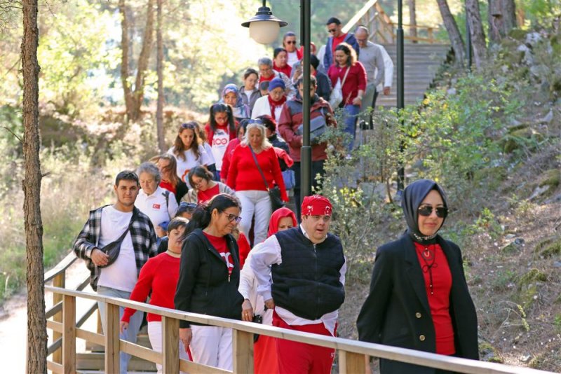 Engelsiz park ve yaşam merkezi’nden 29 ekim coşkusu