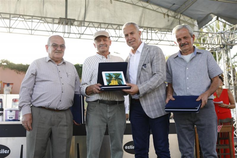 3. alanya tropikal meyve festivali renkli görüntülerle başladı