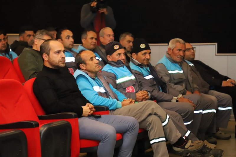 Alanya belediye personeline yönelik eğitimler sürüyor