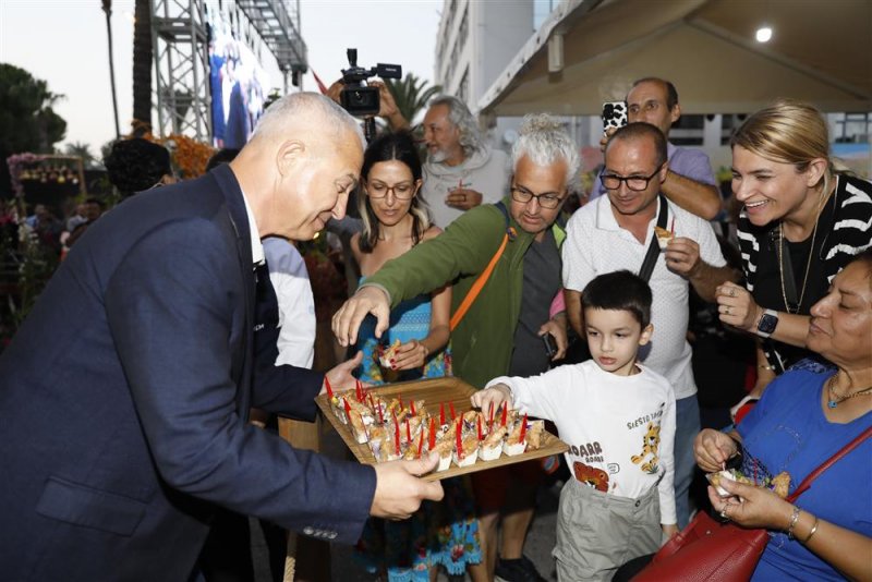 Alanya’da festival coşkusu sürüyor