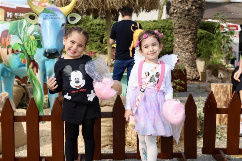 Alanya’da festival coşkusu sürüyor
