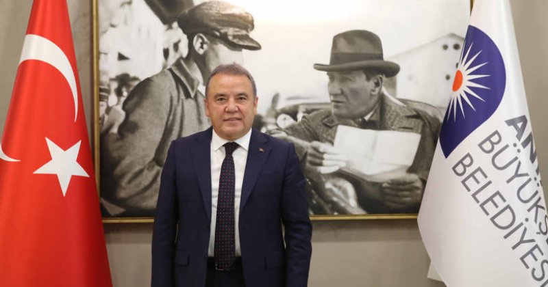 Başkan Muhi̇tti̇n Böcek 24 Kasim Öğretmenler Günü Mesaji
