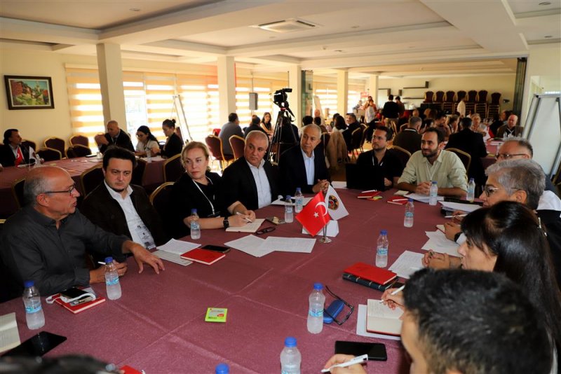Başkan özçelik: alanya’yı turizmde ve tarımda daha yukarı basamaklara çıkaracağız