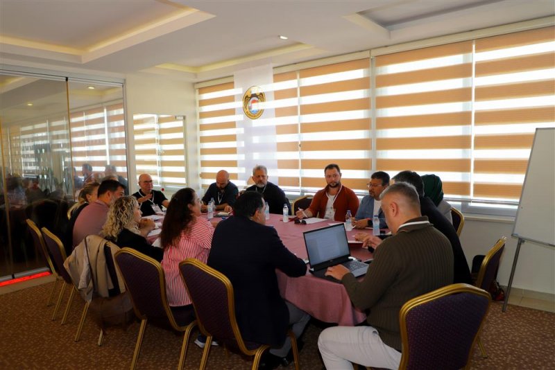 Başkan özçelik: alanya’yı turizmde ve tarımda daha yukarı basamaklara çıkaracağız