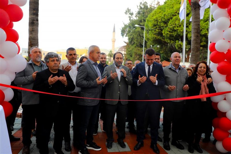 Seçim vaatleri bir bir yerine geliyor - iskele halka açılıyor