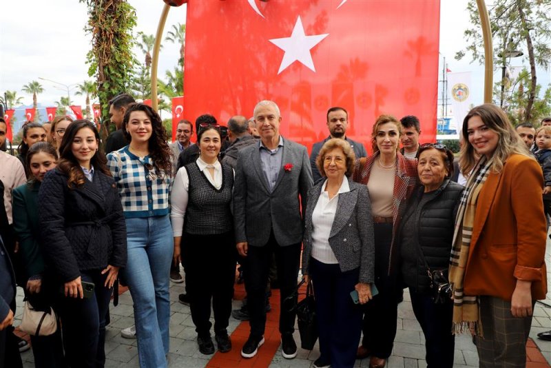 Seçim vaatleri bir bir yerine geliyor - iskele halka açılıyor