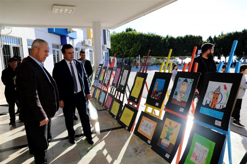 Başkan özçelik hayırsever babasının anıldığı vefa programına katıldı