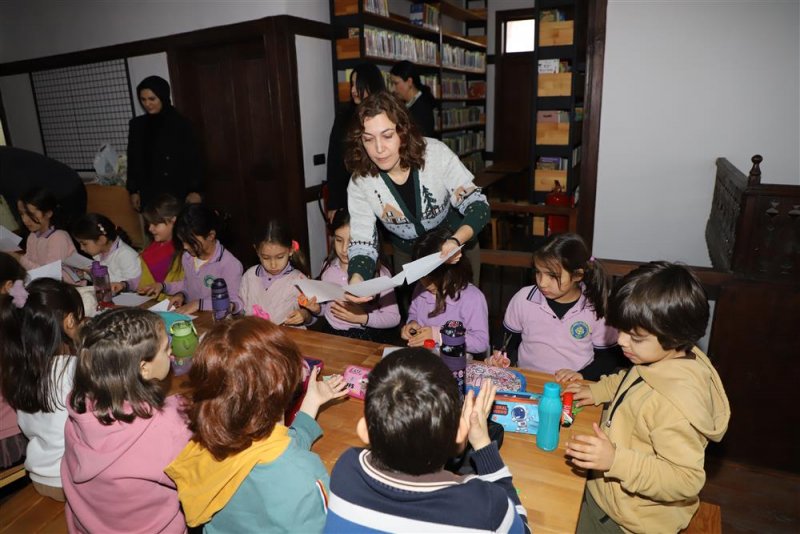 Alanya belediyesi çocuk kütüphanesi yeni yerinde hizmete başladı