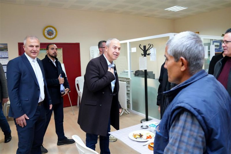 Başkan özçelik taksicilerle buluştu