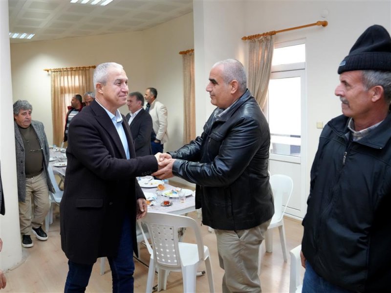 Başkan özçelik taksicilerle buluştu