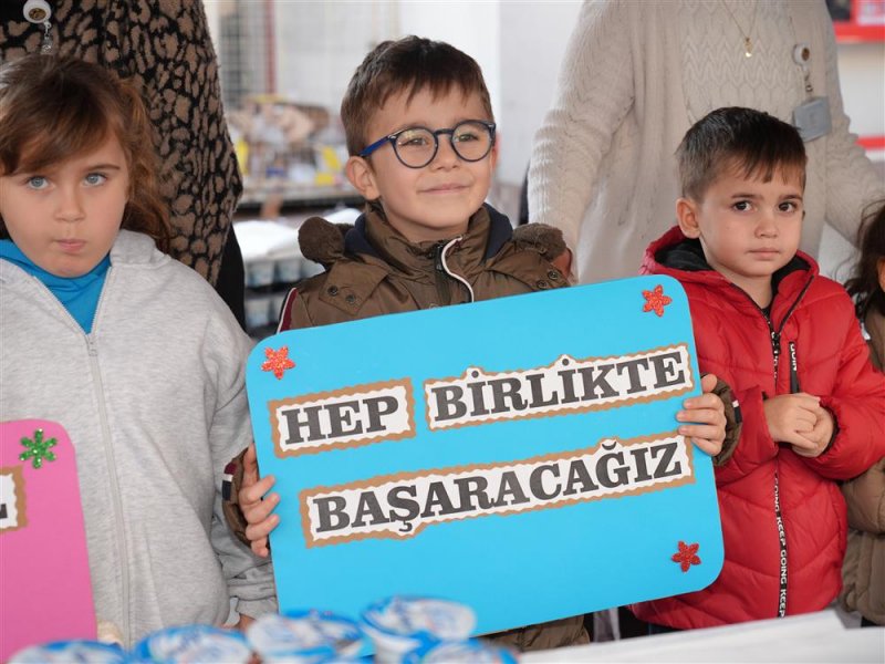 Belediye kreşi öğrencilerinden burçe bebek’e destek
