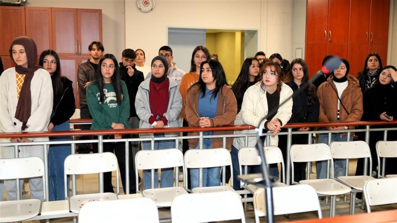 Alanya belediyesi eğitim akademisi öğrencileri başsavcı tekin'le buluştu