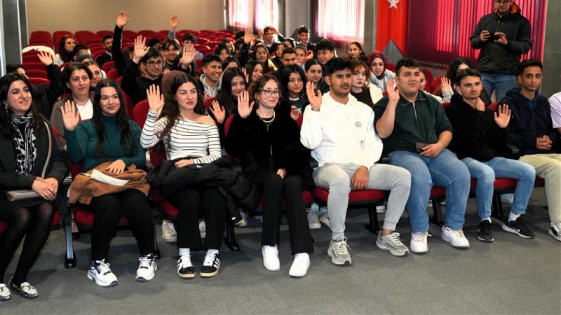 Alanya belediyesi eğitim akademisi öğrencileri başsavcı tekin'le buluştu
