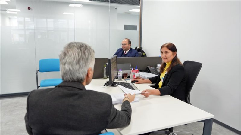 Alanya belediyesi yeni binasında hizmete başladı