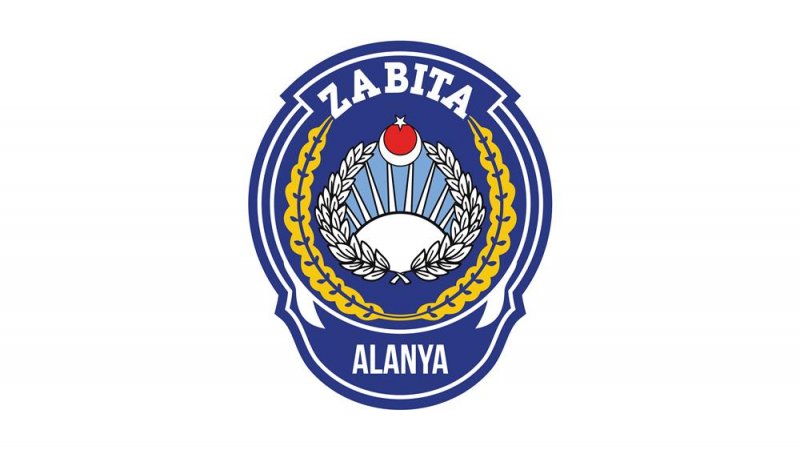 Alanya’da yere sigara izmariti atanlara zabıta müdahalesi
