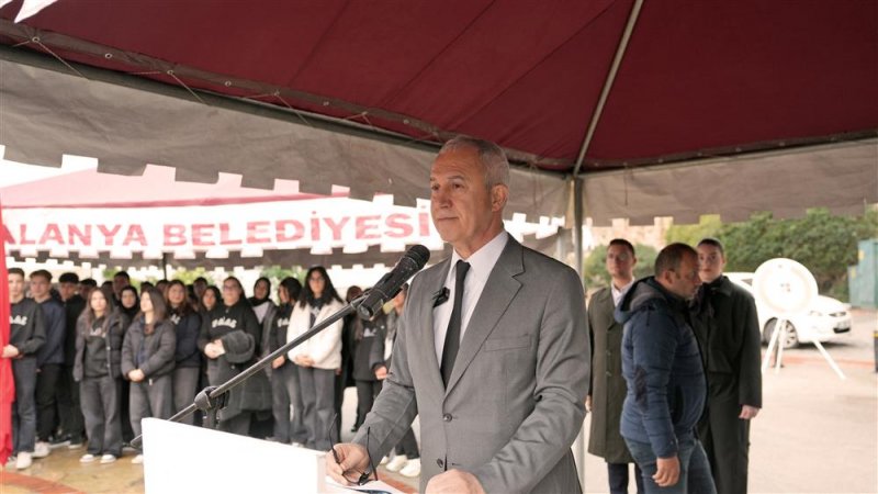 Atatürk’ün alanya’ya gelişinin 90. yılı kutlandı
