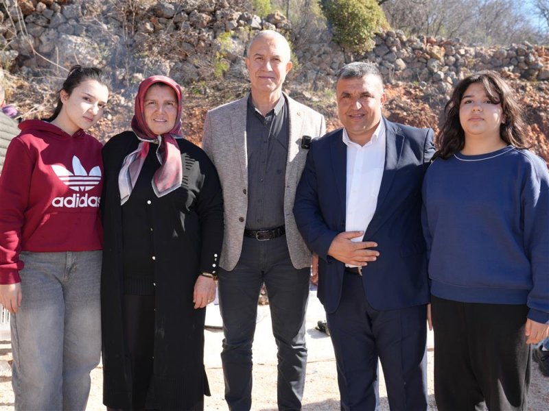 Başkan özçelik’ten bademağacı'na müjdeler