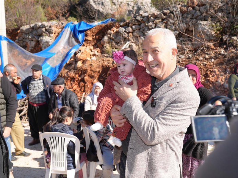 Başkan özçelik’ten bademağacı'na müjdeler