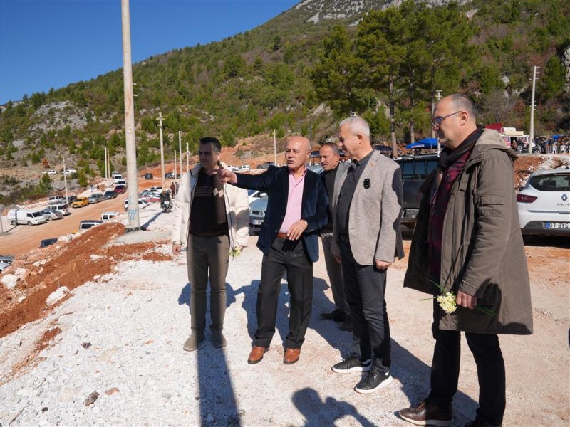 Başkan özçelik’ten bademağacı'na müjdeler