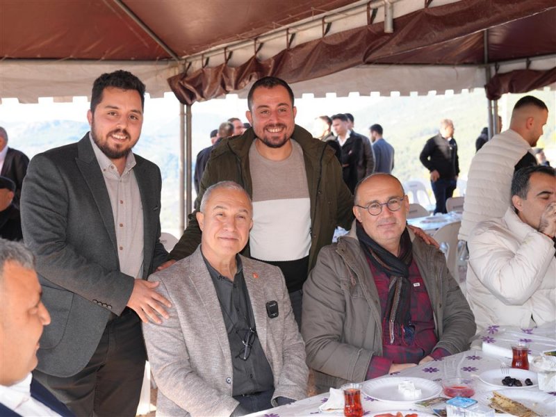 Başkan özçelik’ten bademağacı'na müjdeler