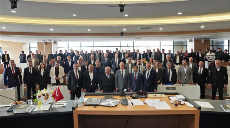 Başkan özçelik’ten, yeni hizmet binasında yeni müjdeler