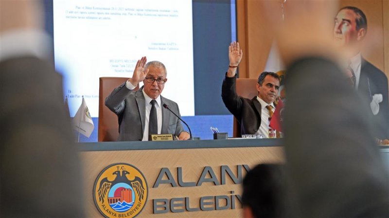 Başkan özçelik’ten, yeni hizmet binasında yeni müjdeler