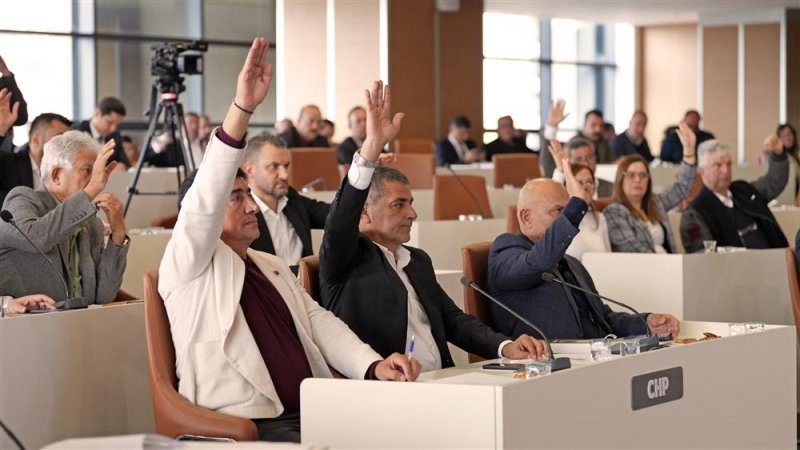 Başkan özçelik’ten, yeni hizmet binasında yeni müjdeler