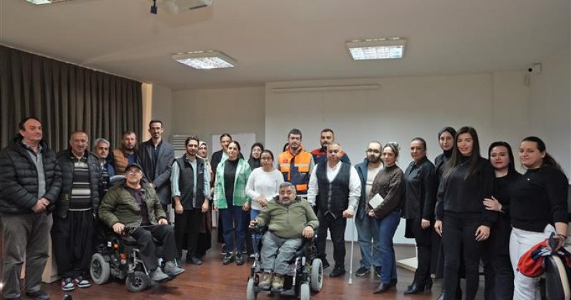 Engelsiz yaşam merkezi’nde deprem hazırlık semineri düzenlendi