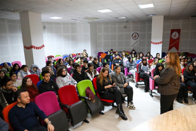 Lise öğrencilerine iklim değişikliği ve sıfır atık eğitimi verildi