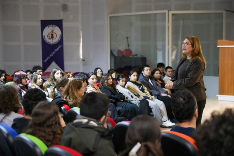Lise öğrencilerine iklim değişikliği ve sıfır atık eğitimi verildi