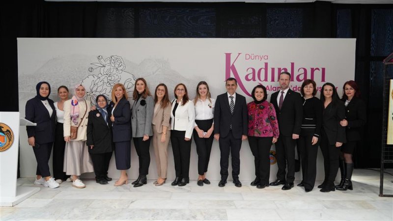 8 mart dünya emekçi kadınlar günü alanya’da kutlandı