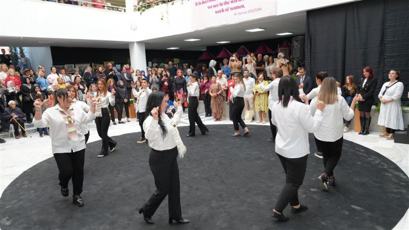 8 mart dünya emekçi kadınlar günü alanya’da kutlandı