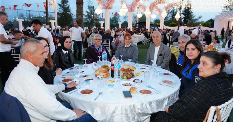 Alanya belediye personeli iftarda buluştu