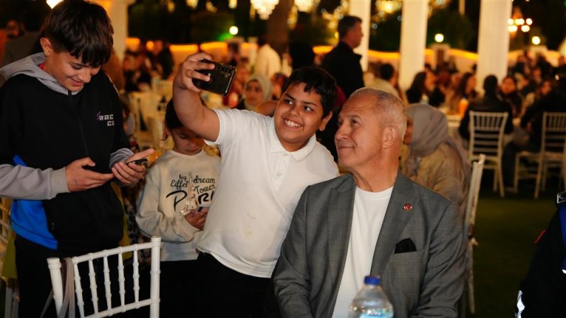 Alanya belediye personeli iftarda buluştu