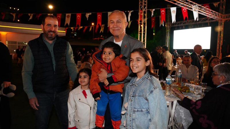 Alanya belediye personeli iftarda buluştu