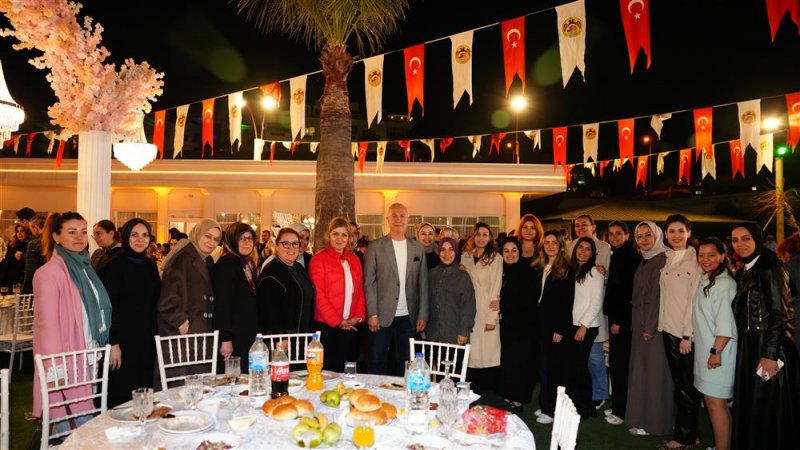Alanya belediye personeli iftarda buluştu