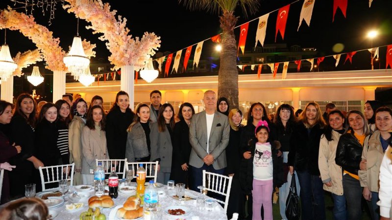 Alanya belediye personeli iftarda buluştu