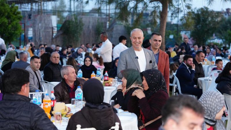 Alanya belediye personeli iftarda buluştu