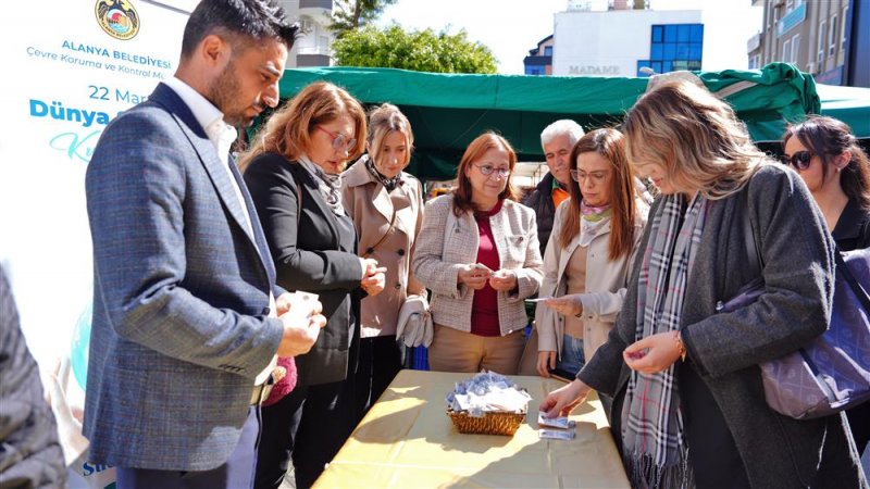 Alanya belediyesi dünya su günü'nde perlatör dağıttı