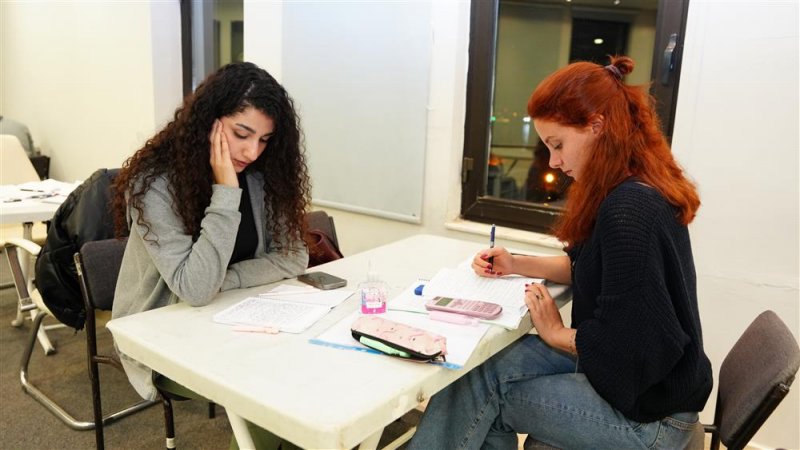 Alanya belediyesi eski meclis salonu öğrencilere tahsis edildi