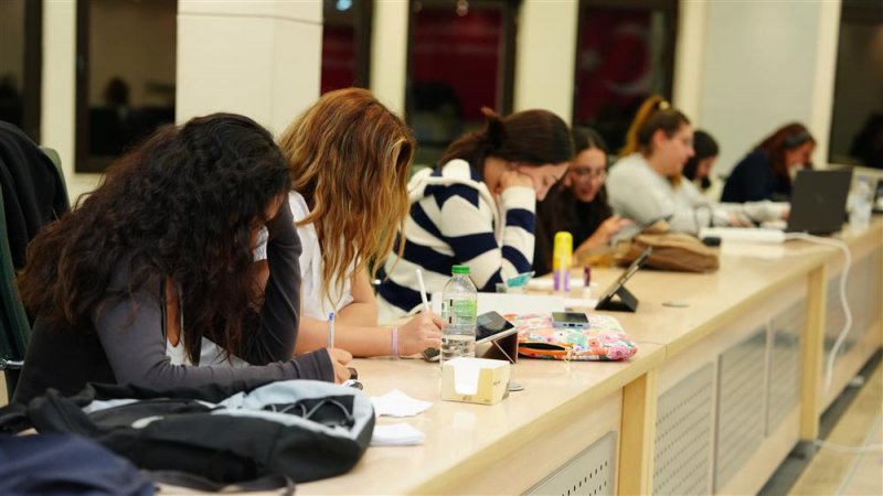 Alanya belediyesi eski meclis salonu öğrencilere tahsis edildi