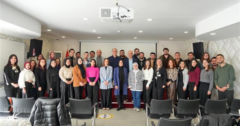 Alanya belediyesi etüt öğretmenlerine öğrenci motivasyonu semineri